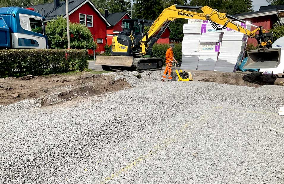 Maanrakennus Tuusula